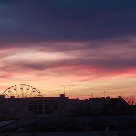 La Campagne A La Ville Dijon Exterior foto